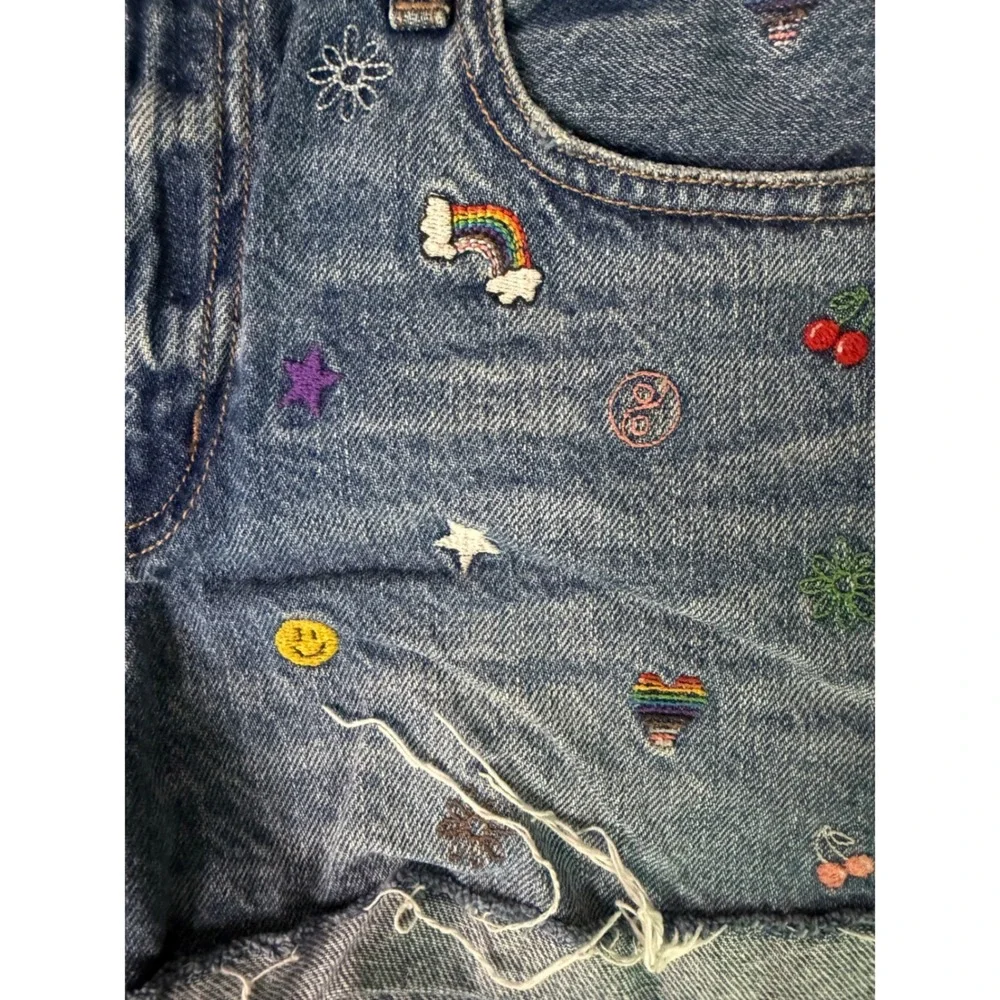 American Eagle Embroidered Denim Shorts Sz 0‎ Medium Wash Rainbow Smiley Cutoff